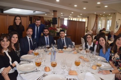 Jueces, abogados y funcionarios de justicia.