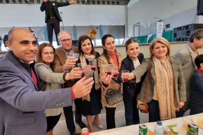 Un brindis por esta edición.