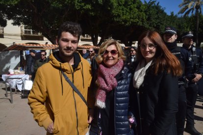  Juani Ramírez con la familia.