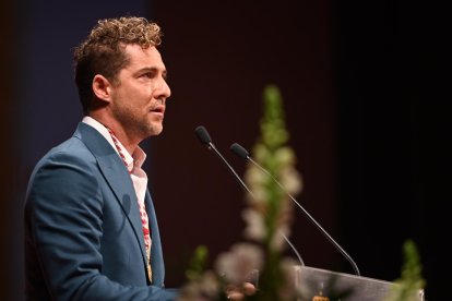 David Bisbal se emocionó al hablar de su padre, el boxeador José Bisbal.