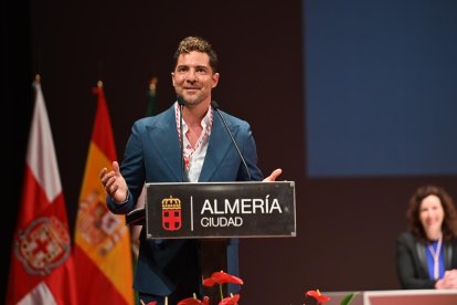 Bisbal demostró su sentido del humor al desgranar algunas anécdotas de su carrera.