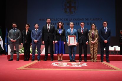 Juan Francisco Rojas, Adriana Valverde, Carlos Sánchez, Juan José Alonso, María del Mar Vázquez, David Bisbal, Javier A. García, Ana Martínez Labella y Rafael Burgos.