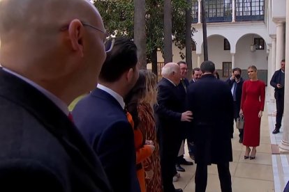 Los actos han comenzado en el Parlamento de Andalucía.