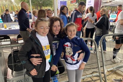 En el centro, la alcaldesa, María del Mar Vázquez.