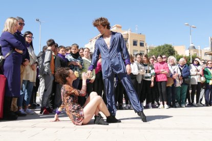 Espectáculo de danza en Adra.