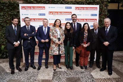 José Antonio Santorromán y Pilar Santorromán, de Agrobío, junto a otras autoridades invitadas al acto.