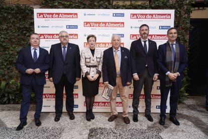 Pedro M. de la Cruz, Manuel Alías, José María Rossell, Antonia Sánchez y Amós García Hueso.