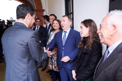 Recepción al presidente de la Junta de Andalucía, Juanma Moreno.