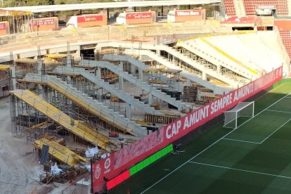 Desde la antigua tribuna así se ve el fondo.