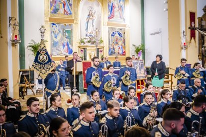 La Agrupación Musical Ntra. Sra. del Mar de Huércal, durante la presentación del cartel.