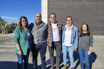 Mónica León, Fran Silvente, Paco Tijeras, Alicia Mallol y María Padilla, compañeros de Ambrosio Sánchez.