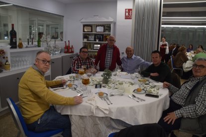 El director y ex-director del Centro y directivos de la Escuela de Granada.