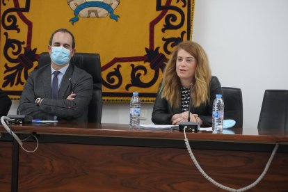 9. Rocío Fernández Zamora, a la derecha de la foto.