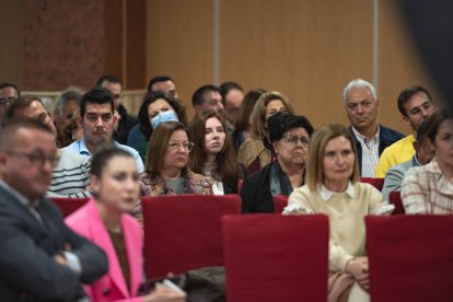 Vecinos del municipio.