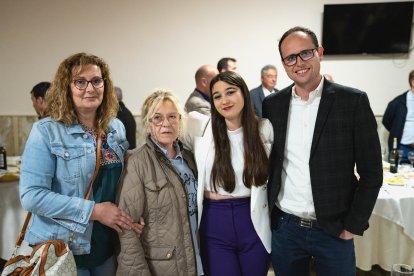 Rosa Isabel Fernández, María Isabel Martos, Inma Sánchez y Manuel Fernández.