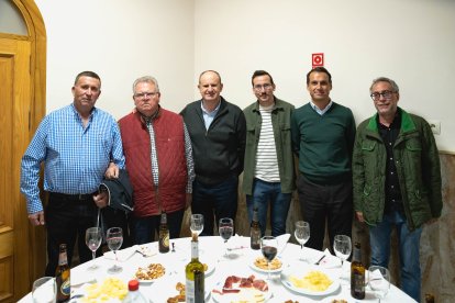 José Manuel López, Ricardo Pintor, Nicolás Linares, David Torrecillas, Ignacio Huerga y Ángel Luis Casado.