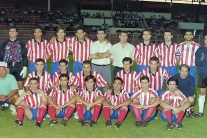 El Poli de Pomares y Rivera que subió a Segunda B.
