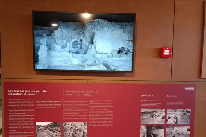 Un vídeo da la bienvenida a los almerienses y visitantes que recorran el Mesón Gitano