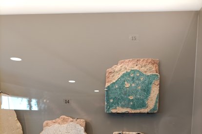 Materiales de construcción que conforman la primera vitrina