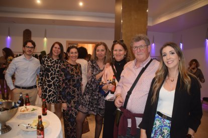 Antonio Ruíz y Carolina, con compañeros de notarías de El Ejido y Roquetas de Mar.