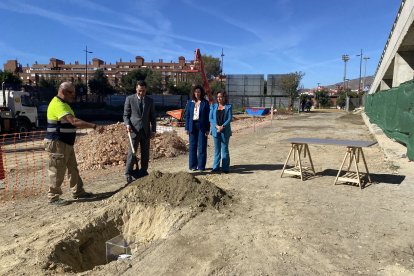 Aquí habrá un nuevo edificio junto a Torrecárdenas.