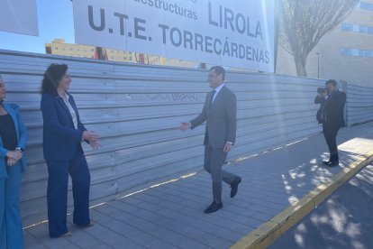 El acto ha comenzado alrededor de las once de la mañana.