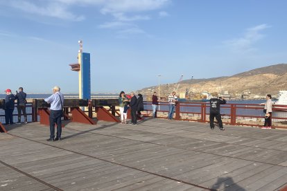 Comienzan las visitas al paseo peatonal del Cable Inglés.