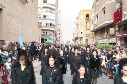 Las mantillas de la Hermandad del Amor