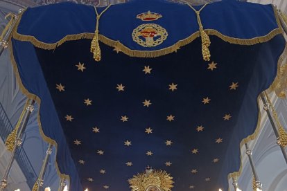 El palio estrellado del Primer Dolor