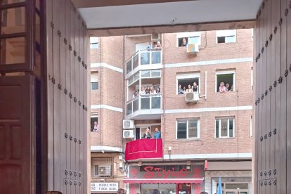 Mantillas saliendo de San Sebastián