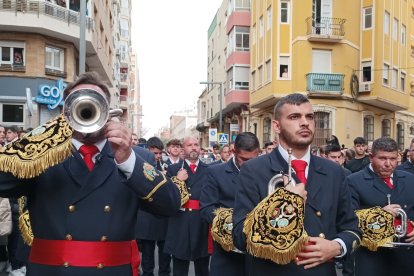 Solo de corneta de Santa Cruz
