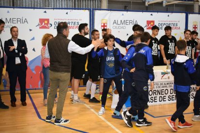 Tras disfrutar en la pista a por los trofeos.