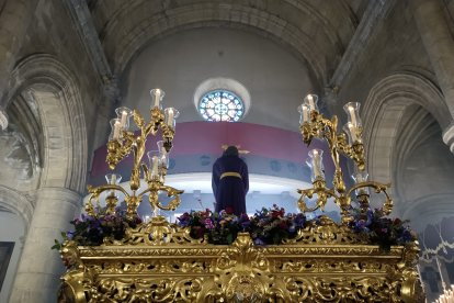 Nuestro Padre Jesús de las Penas, hacia la plaza de la Virgen del Mar.