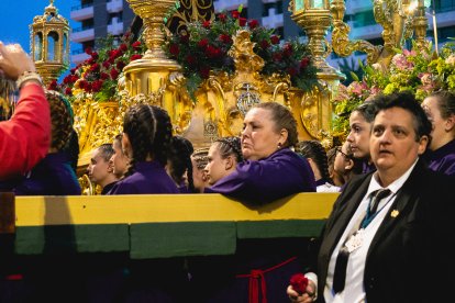 Procesión del Encuentro en el Jueves Santo 2023 de Almería.
