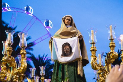 Procesión del Encuentro en el Jueves Santo 2023 de Almería.
