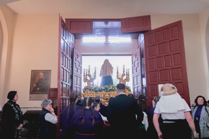 Procesión del Encuentro en el Jueves Santo 2023 de Almería.
