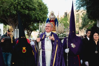 Procesión del Encuentro en el Jueves Santo 2023 de Almería.
