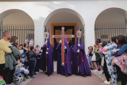 Procesión del Encuentro en el Jueves Santo 2023 de Almería.
