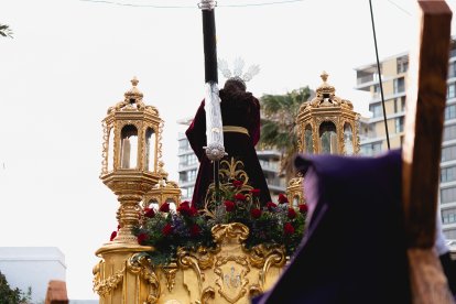Procesión del Encuentro en el Jueves Santo 2023 de Almería.

