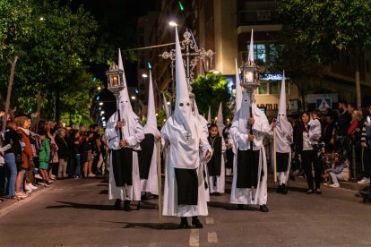 Nazarenos del Silencio.