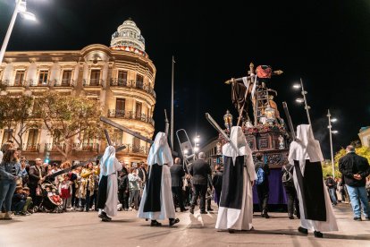 El Descendimiento, en la Puerta de Purchena.