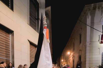 Procesión del Entierro por las calles de Almería.