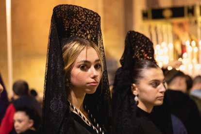 Procesión del Entierro por las calles de Almería.