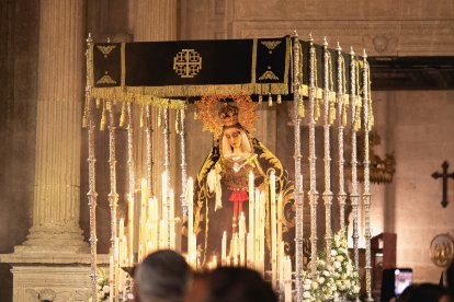 Procesión del Entierro por las calles de Almería.