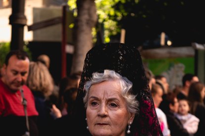 Procesión del Entierro por las calles de Almería.
