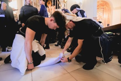 Procesión del Entierro por las calles de Almería.