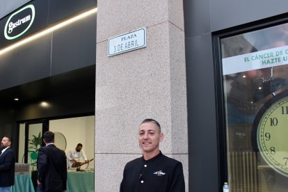 El evento contó con un servicio de catering y se abrieron las instalaciones a todos los asistentes.