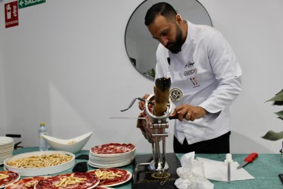 El evento contó con un servicio de catering y se abrieron las instalaciones a todos los asistentes.