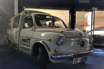 FORMICHETTA CON MOTIVOS DE ANIMACIÓN