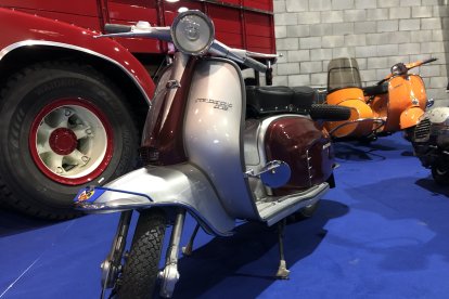 EXPOSICIÓN VESPAS CLÁSICAS